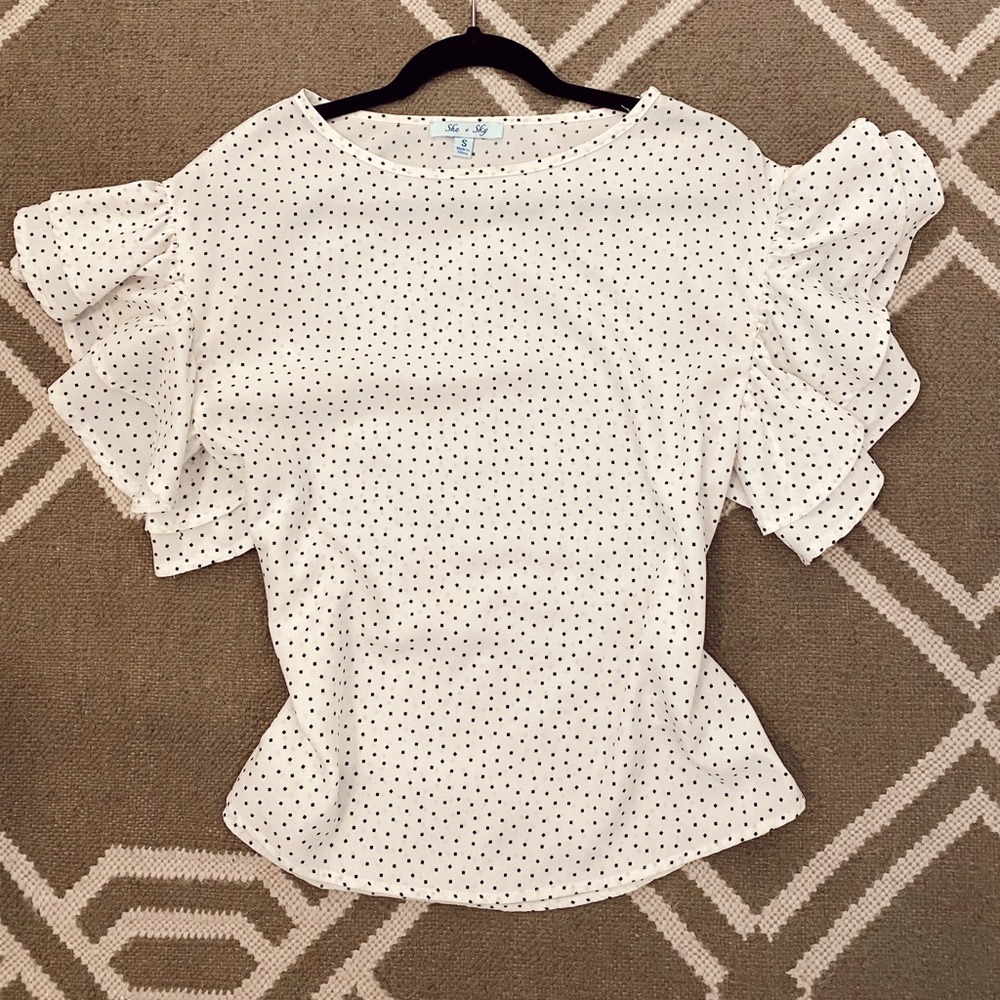 Polka Dot Frilly Sleeve Blouse